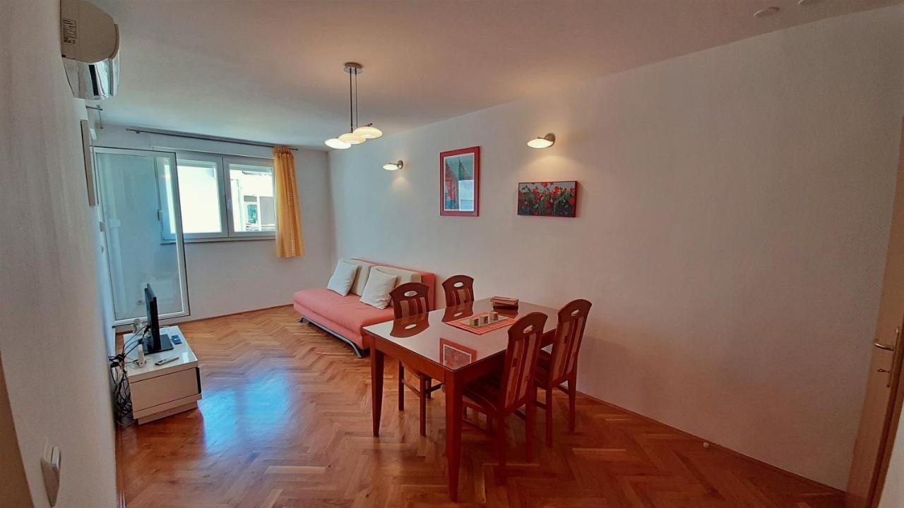 Apartment Jen Omiš Exterior foto